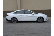 $24143 : Hyundai ELANTRA 2025 SEL Con thumbnail