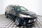 PRE-OWNED 2018 TOYOTA HIGHLAN en Madison WV