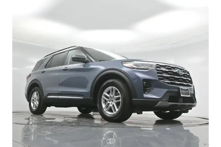 $36238 : Ford Explorer 2025 Active 4d image 4