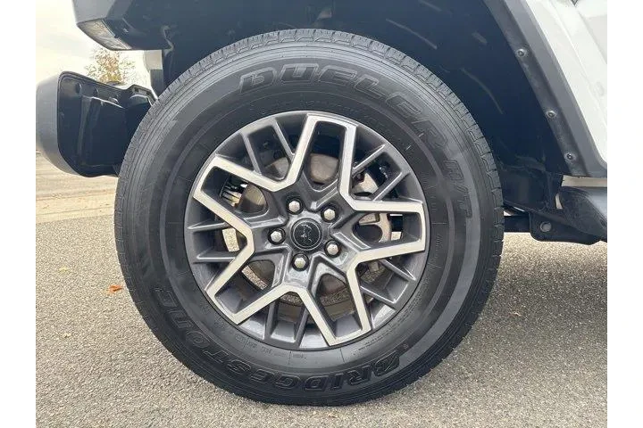 $36595 : Jeep Wrangler 2024 4x4 Sahar image 9