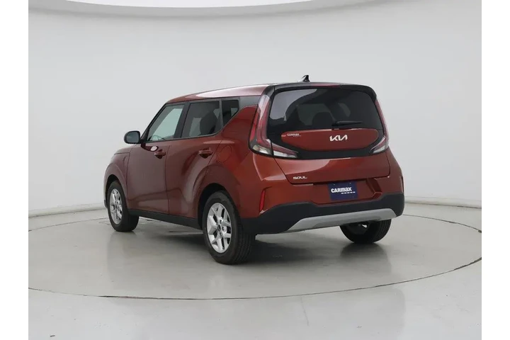 $19998 : Kia Soul 2023 LX 4dr Crossov image 2