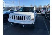 $12064 : Jeep Patriot 2016 4x4 Latitu thumbnail