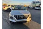 $24735 : Hyundai VENUE 2026 SEL 4dr C thumbnail