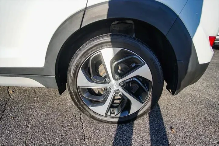 $12701 : Hyundai TUCSON 2017 AWD Valu image 9