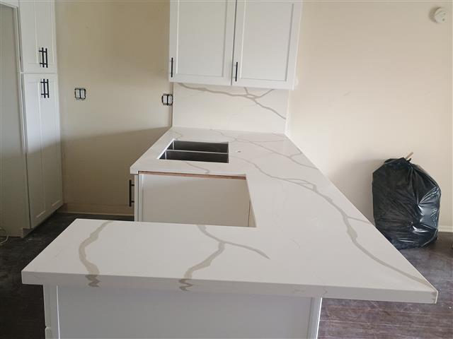 Countertops image 10