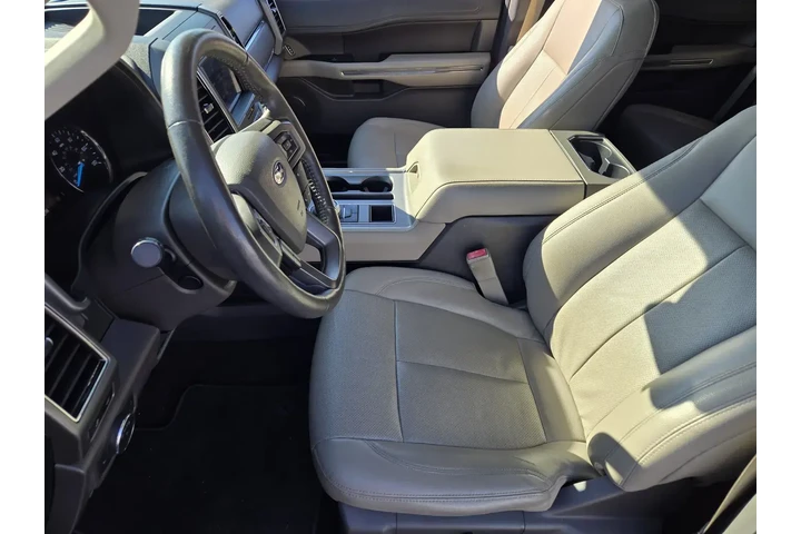 $28491 : Ford Expedition 2020 4x2 XLT image 8