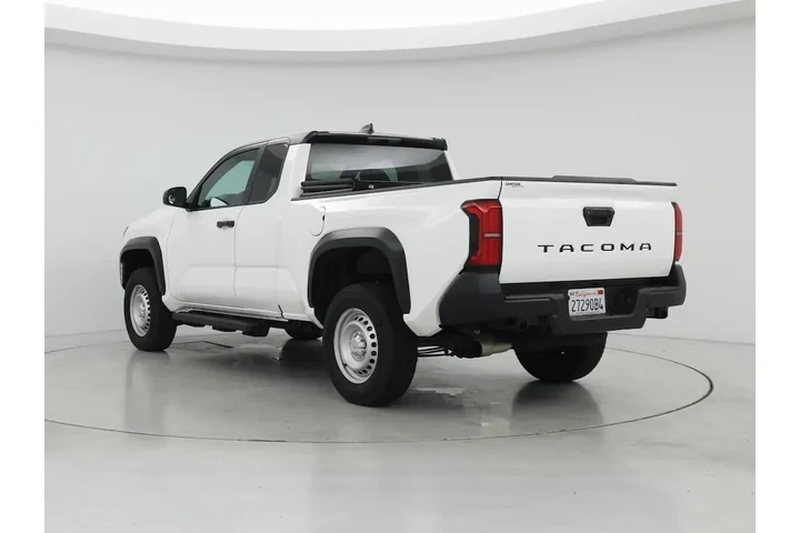 $28998 : Toyota Tacoma 2024 4x2 SR 2d image 2