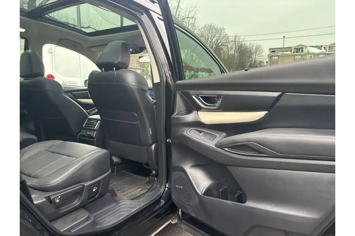 $23999 : 2020 Ascent Limited 7-Passeng image 10