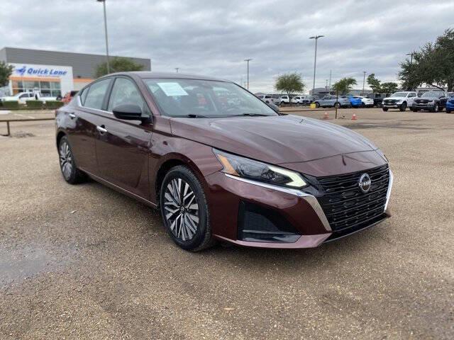 $23988 : 2024 Altima 2.5 SV image 6