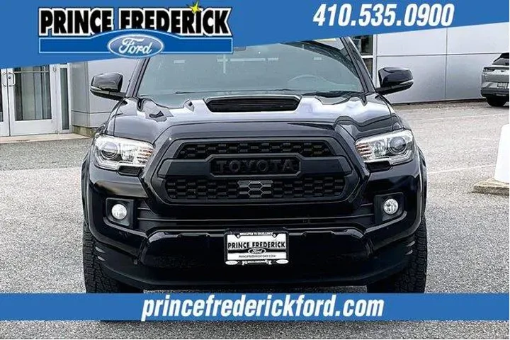 $31988 : Toyota Tacoma 2019 4x4 TRD P image 2