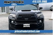 $31988 : Toyota Tacoma 2019 4x4 TRD P thumbnail