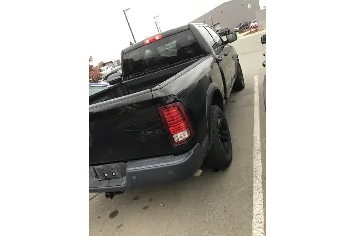 $28511 : Ram 1500 Classic 2021 4x4 SL image 7