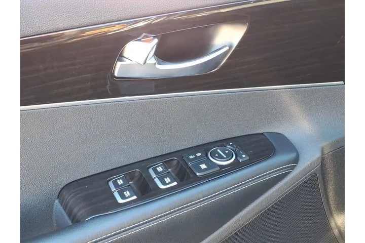 $15900 : Kia Sorento 2020 AWD EX V6 4 image 4