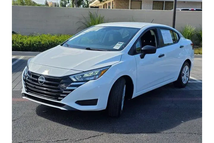 $17360 : Nissan Versa 2025 S 4dr Seda image 4