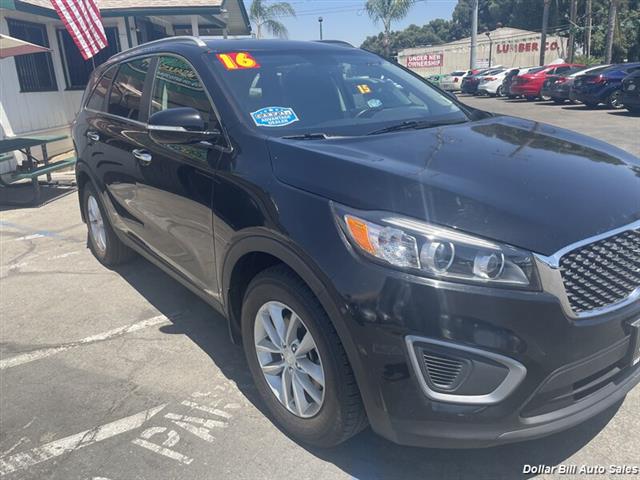 $12995 : 2016 Sorento LX SUV image 2