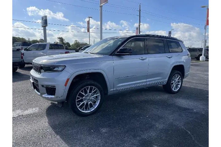 $37903 : Jeep Grand Cherokee L 2023 4 image 9