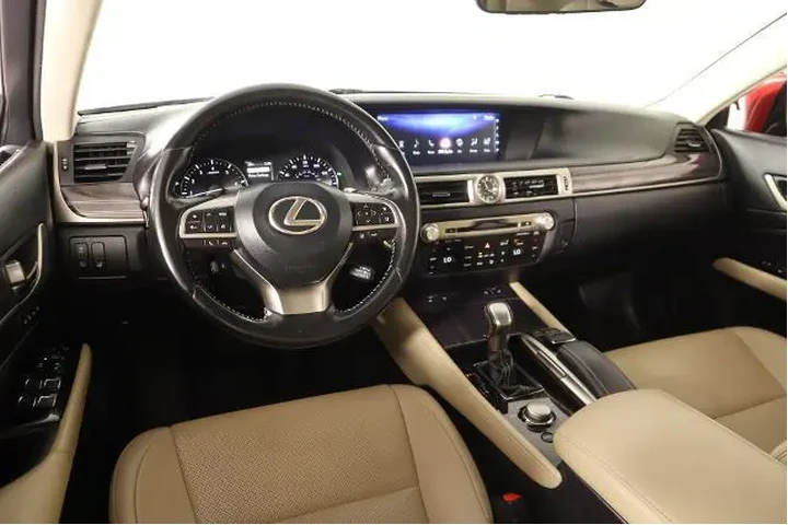 $22770 : Lexus GS 350 2017 AWD 4dr Se image 2