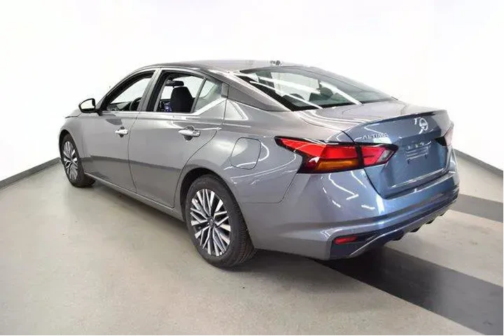 $19994 : Nissan Altima 2025 2.5 SV 4d image 5