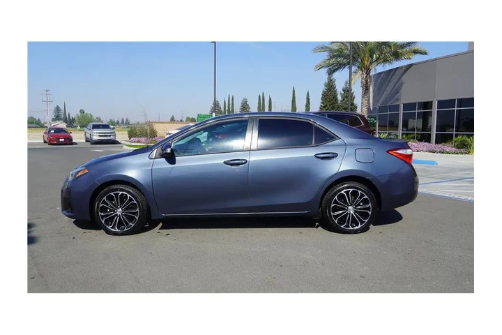 $14984 : 2014 Corolla S Premium Sedan image 9