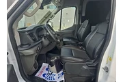 $34637 : Ford Transit 2023 250 3dr SW thumbnail