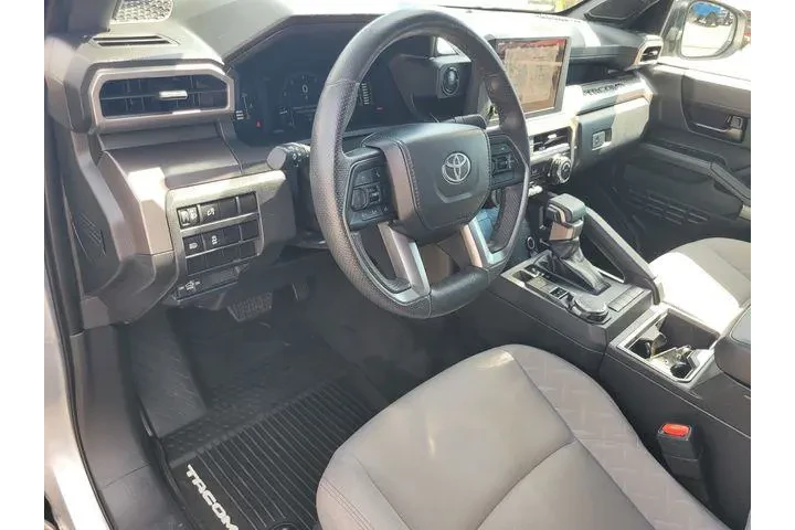 $37365 : Toyota Tacoma 2024 4x4 SR5 4 image 9