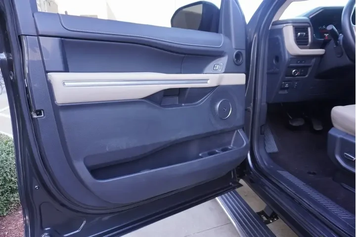 $39988 : Ford Expedition MAX 2023 4x2 image 8