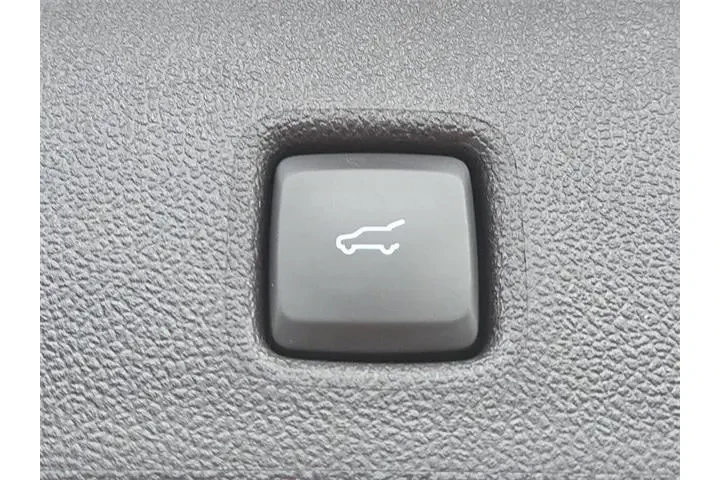 $31567 : Ford Escape 2025 AWD ST-Line image 9