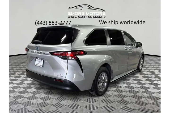 $25999 : 2021 Sienna LE 8-Passenger image 6