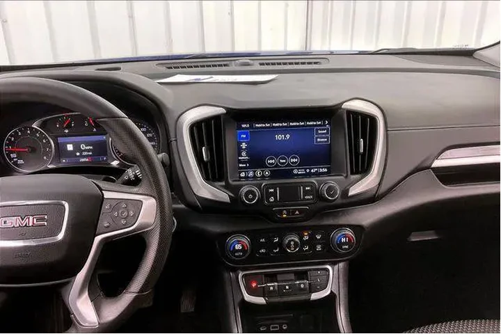 $24995 : GMC Terrain 2023 AWD SLE 4dr image 6