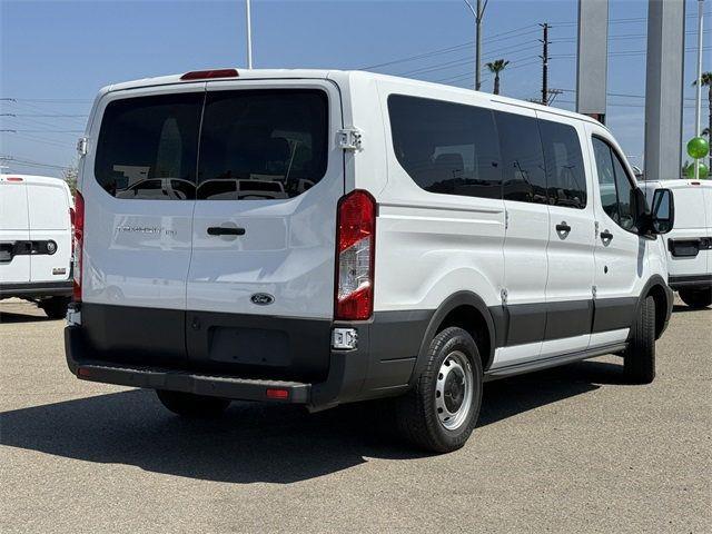 $34999 : 2016 Transit Wagon image 8