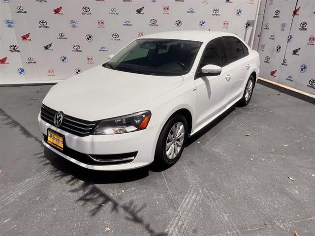 $11995 : Used 2015 Passat 4dr Sdn 1.8T image 6