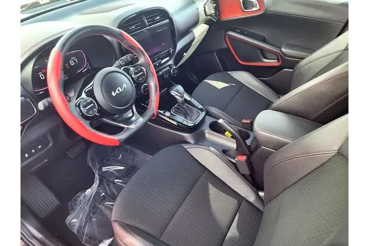 $22535 : Kia Soul 2025 GT-Line 4dr Cr image 10
