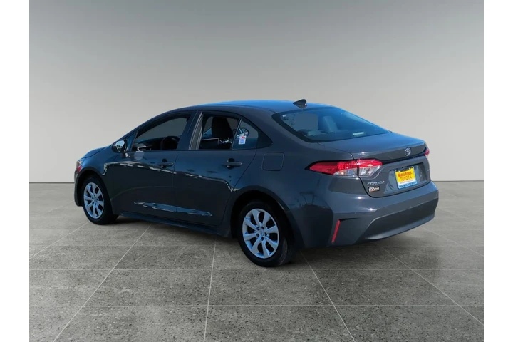 $21288 : Toyota Corolla 2024 LE 4dr S image 3
