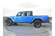 $34333 : Jeep Gladiator 2023 4x4 Rubi thumbnail