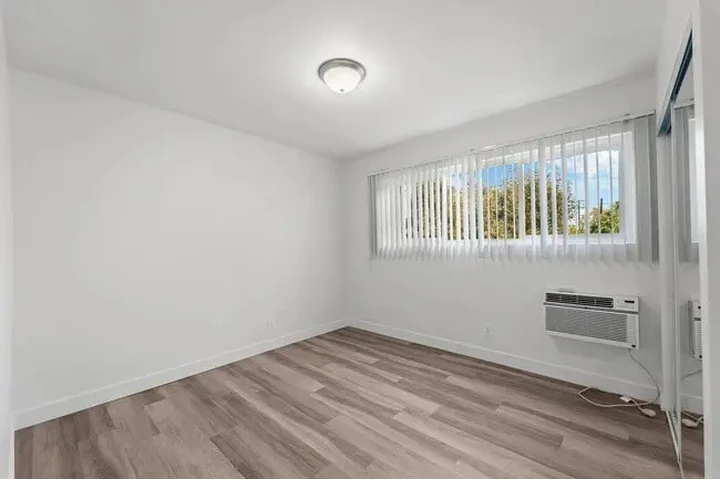 $1100 : Unidad 1 dormitorio en LA image 7