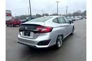 $17980 : 2018 Clarity Plug-In Hybrid T thumbnail