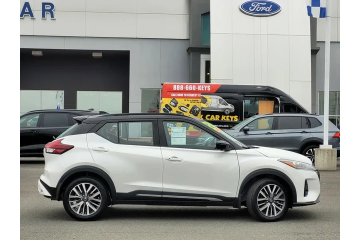 $18888 : Nissan Kicks 2024 SR 4dr Cro image 3