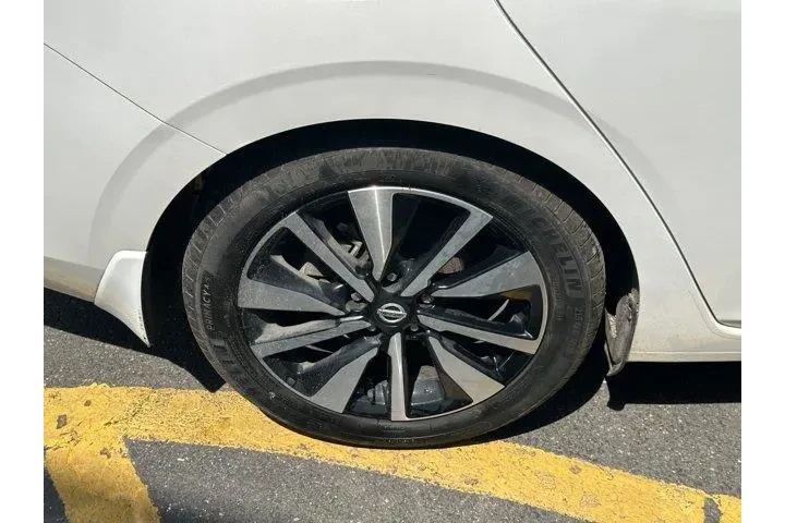 $19211 : Nissan Sentra 2023 SV 4dr Se image 7