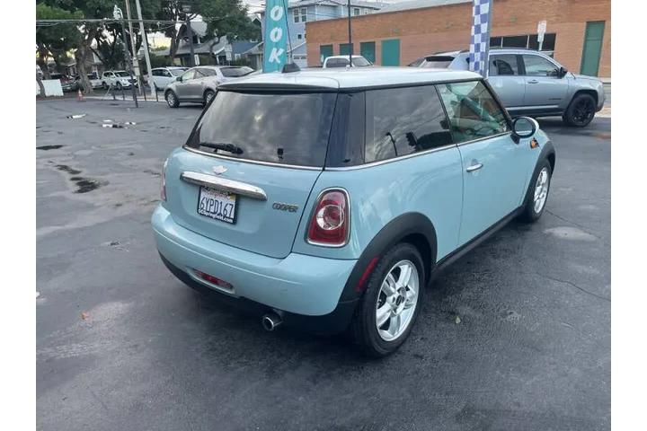 $7995 : 2013 MINI Hardtop Cooper image 6