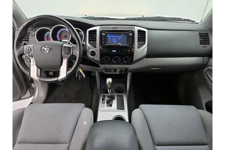 $25998 : Toyota Tacoma 2014 4x4 V6 4d image 9