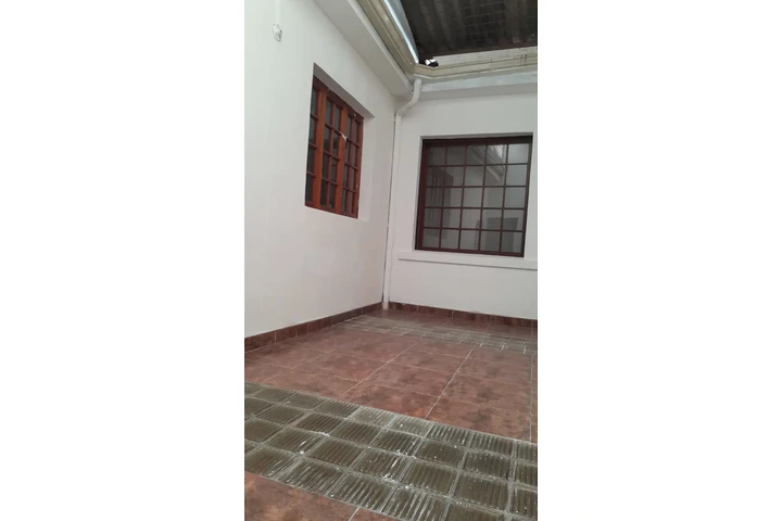 $4000000 : ARRIENDO CASA BARRIO PALERMO image 3