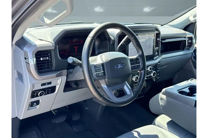 $39998 : Ford F-150 2025 4x2 XLT 4dr image 4
