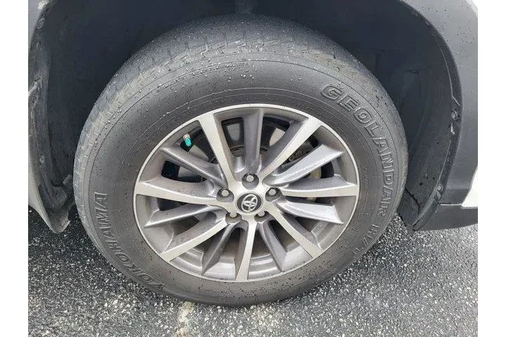 $27162 : Toyota Highlander 2019 AWD X image 7