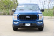 $31133 : Ford F-150 2022 4x4 XL 4dr S thumbnail