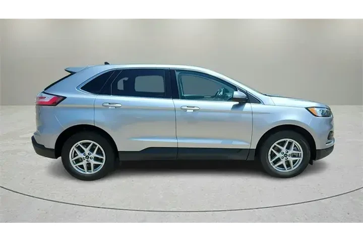 $24602 : Ford Edge 2023 AWD SEL 4dr C image 2