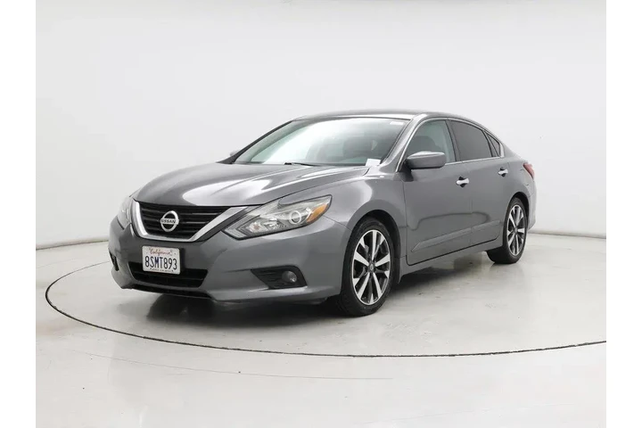 $11998 : Nissan Altima 2017 2.5 SR 4d image 4
