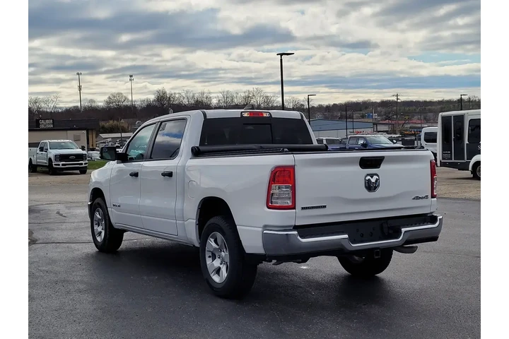 $35788 : Ram 1500 2023 4x4 Big Horn 4 image 6