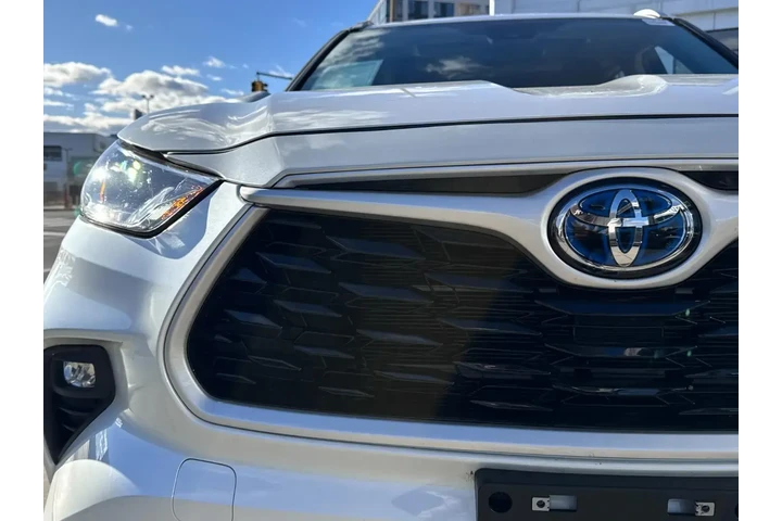 $33895 : Toyota Highlander Hybrid 202 image 10