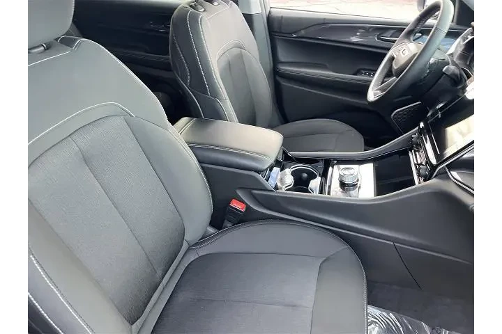 $27998 : Jeep Grand Cherokee L 2021 4 image 10