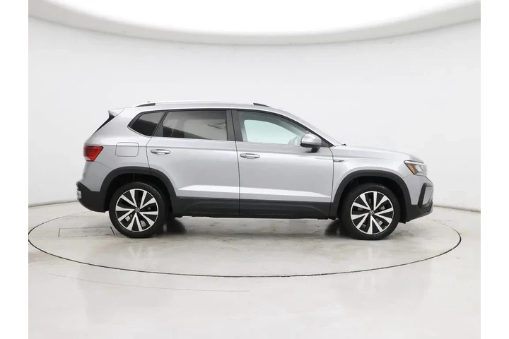 $22998 : Volkswagen Taos 2023 SE 4dr image 7